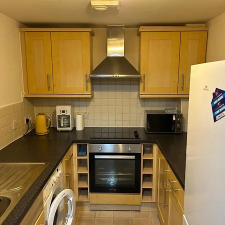 Squires Court Lejlighed